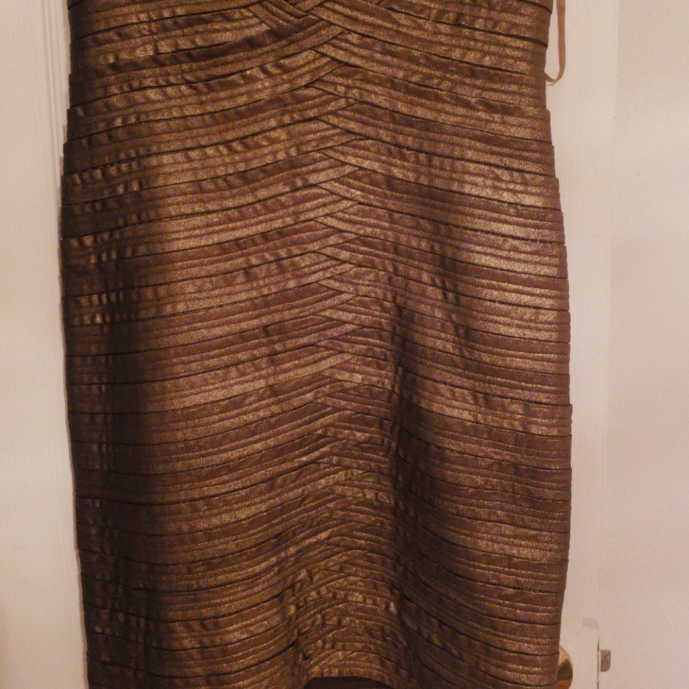 Evening dress - Picture 3 of 7